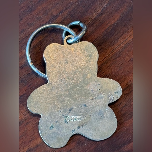 Swib Adorable Vintage Teddy Bear Keychain - Black and Gold - Picture 4 of 5